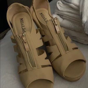 Wedge sandals size 7